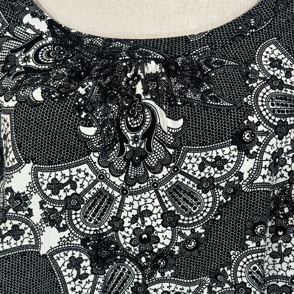 Worthington X-Large Top Geometric Scoop Neck Puff Cap Sleeves Stretch Pleated - Picture 2 of 8